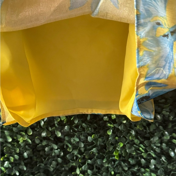 BAR III METALLIC SHEEN SKY DREAM CAMISOLE/TANK - Picture 6 of 7